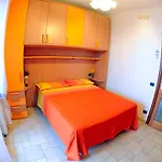 La Mela Blu Bed & Breakfast 3*
