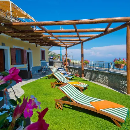 La Mela Blu 3*