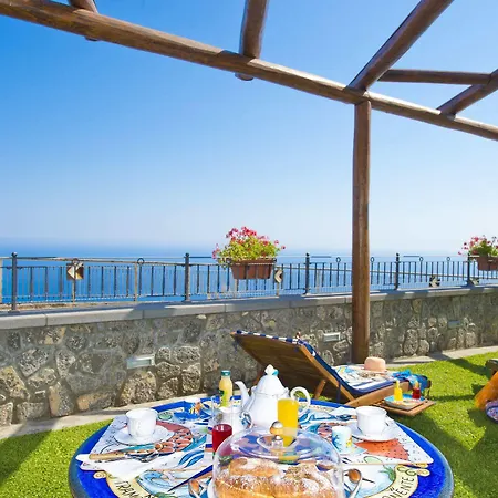 La Mela Blu Bed & Breakfast Furore